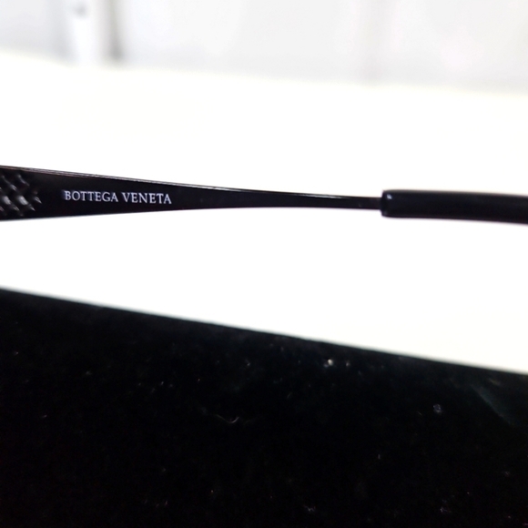 Bottega Veneta Smokey Gray Sunglasses - Picture 2 of 7